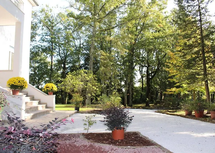فيلة La Casa Bianca