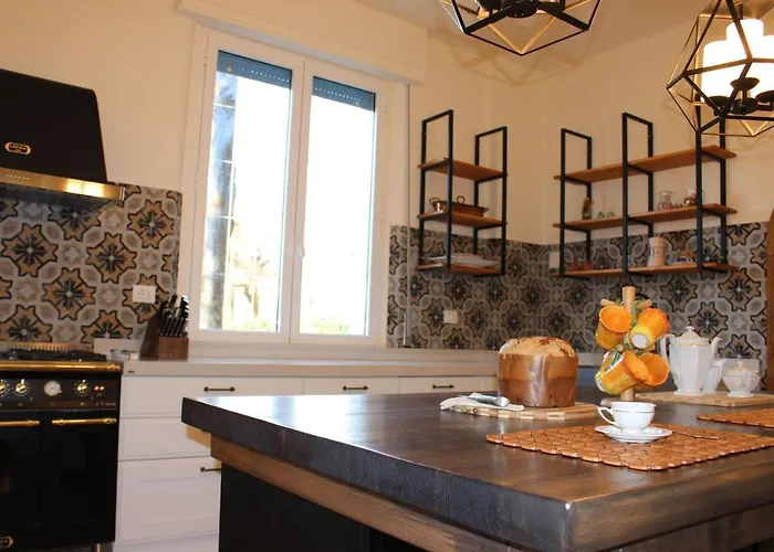 فيلة La Casa Bianca